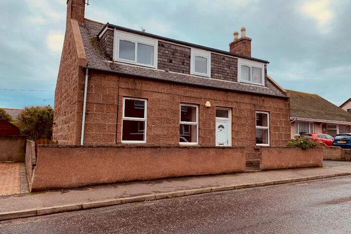 2 Bedroom Flat To Rent In Churchill Drive, Peterhead, Aberdeenshire, AB42