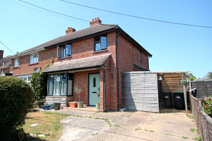 3 Bedroom Semi-Detached House For Sale In Solent Way, Milford On Sea, SO41
