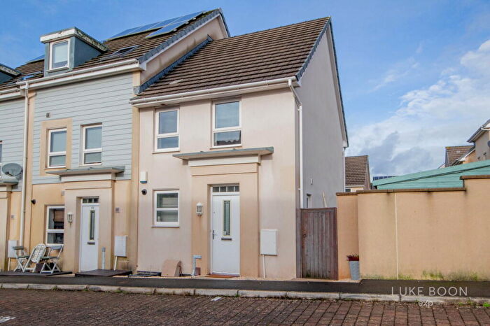 3 Bedroom End Of Terrace House For Sale In Unity Park, Higher Compton, PL3