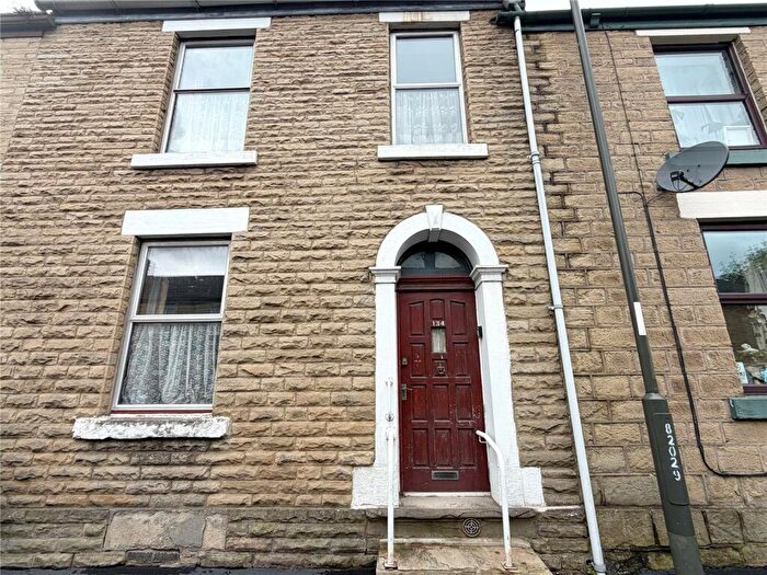 3 Bedroom Terraced House For Sale In Victoria Street, Glossop, Derbyshire, SK13