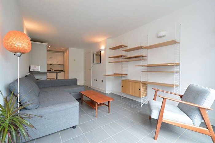 1 Bedroom Flat To Rent In Isaac Way, London, SE1