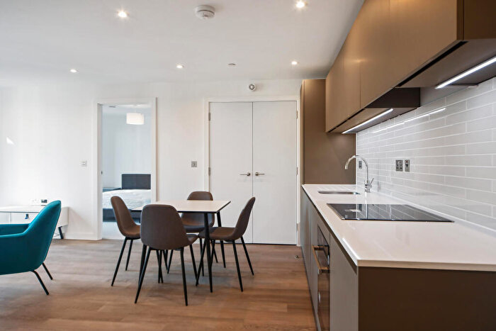 2 Bedroom Apartment To Rent In Lionel Street, Birmingham, B3