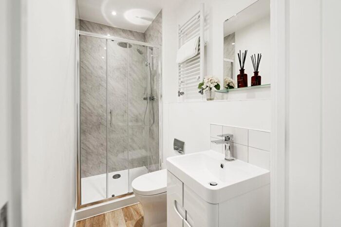 6 Bedroom House To Rent In Cotman Walk, Bristol, BS7