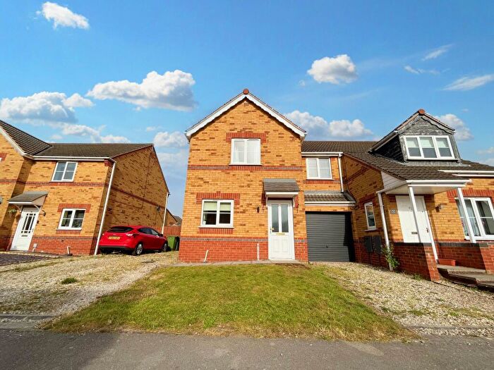 2 Bedroom Semi-Detached House To Rent In Bedford Way, DN15