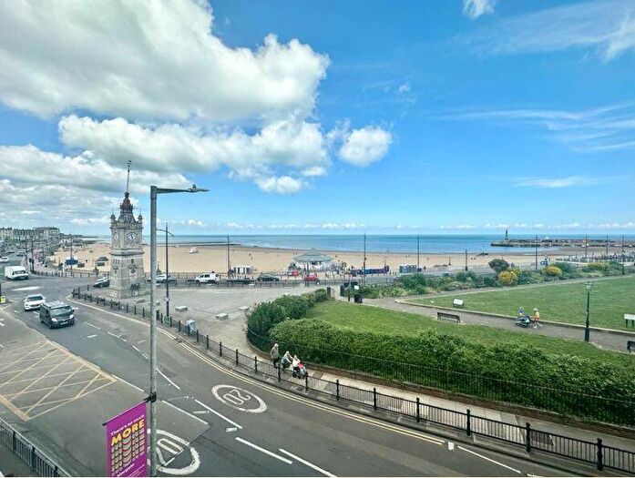 2 Bedroom Flat To Rent In Fort Hill, Margate, CT9