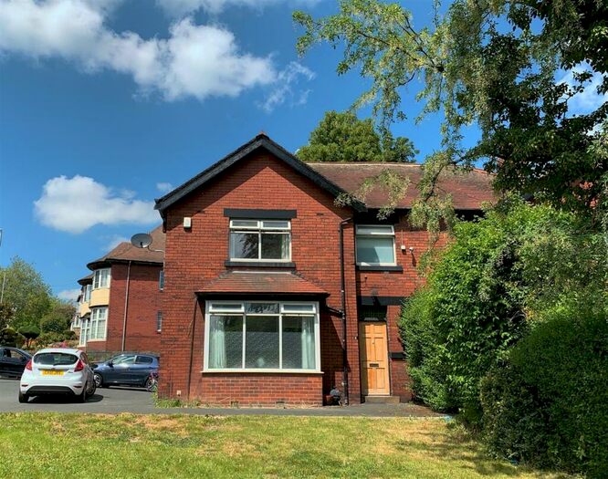 1 Bedroom Apartment To Rent In Harrogate Road, Leeds, LS7