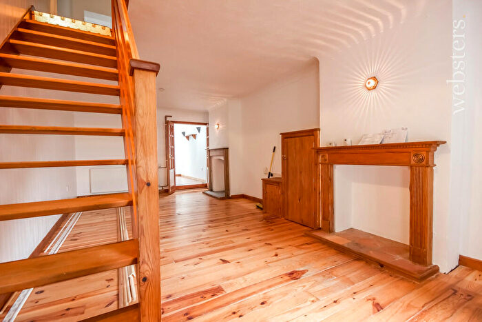 2 Bedroom Terraced House To Rent In Alexandra Road, Norwich, NR2