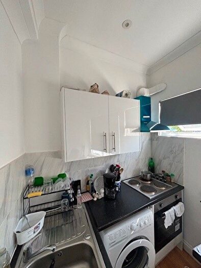 Studio To Rent In High Street, London, W3