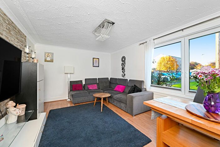 2 Bedroom Property For Sale In / Oxgangs Drive, Oxgangs, Edinburgh, EH13