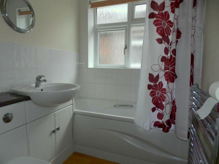 2 Bedroom Bungalow To Rent In Braunston, NN11