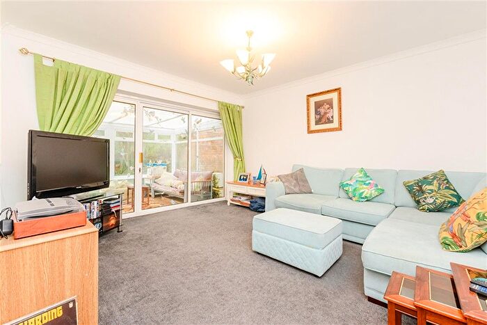 3 Bedroom Detached Bungalow For Sale In Neal Road, West Kingsdown, Sevenoaks, Kent, TN15