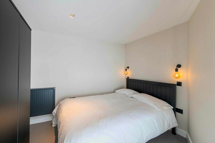 2 Bedroom Flat To Rent In Dawes Road, Fulham, SW6