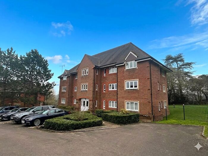 2 Bedroom Flat For Sale In Wisley Court House Highacre, Dorking, Surrey, RH4