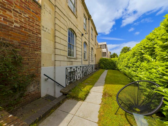 1 Bedroom Flat To Rent In Suffolk Road, Cheltenham, Gloucestershire, GL50