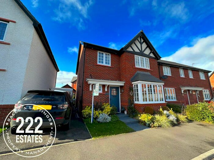 4 Bedroom Detached House To Rent In Swinfen Lake, Great Sankey, Warrington, WA5
