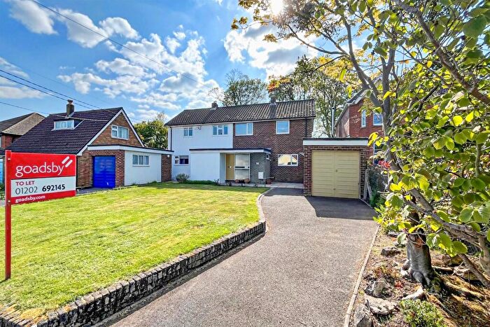 3 Bedroom Semi-Detached House To Rent In Broadstone, BH18