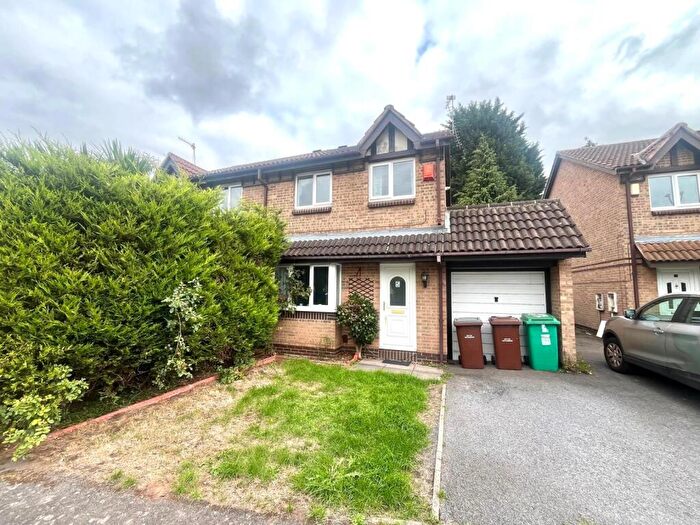 3 Bedroom House To Rent In Trafford Gardens, Nottingham, NG8