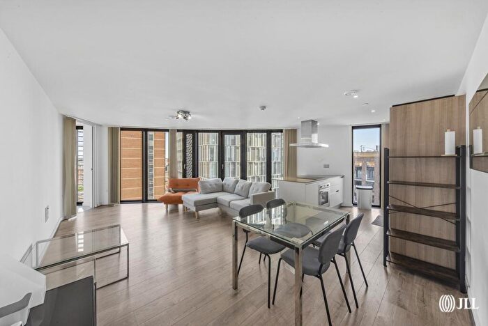 2 Bedroom Apartment For Sale In Unex Tower, London, E15