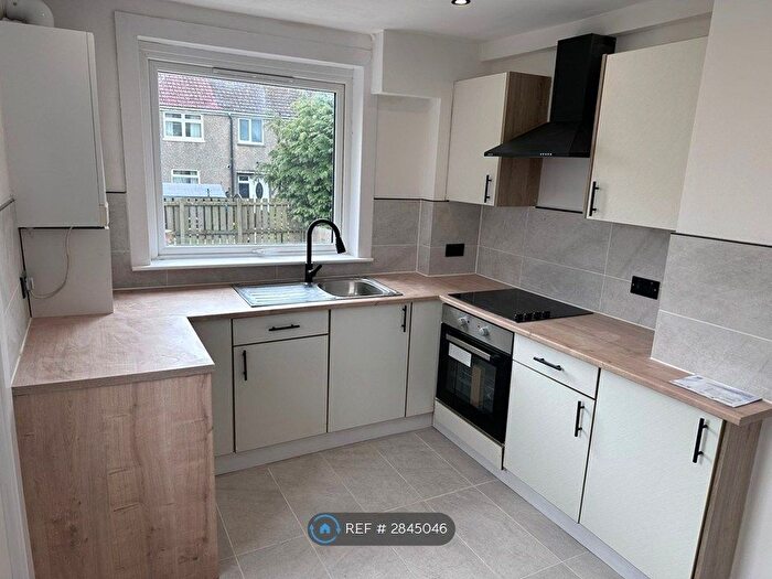 2 Bedroom End Of Terrace House To Rent In Stuart Drive, Lanark, ML11