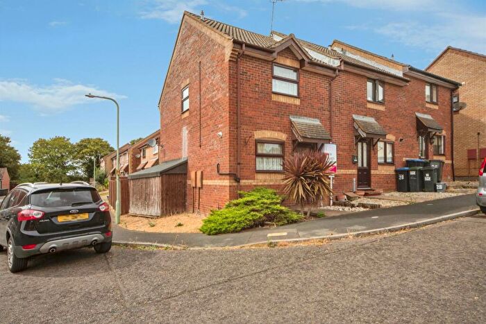 3 Bedroom End Of Terrace House For Sale In Mallard Way, Stowmarket, IP14