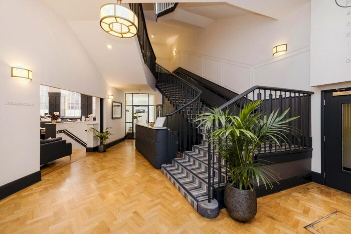 1 Bedroom Flat To Rent In Flat, Mcdonald Road, Edinburgh, EH7