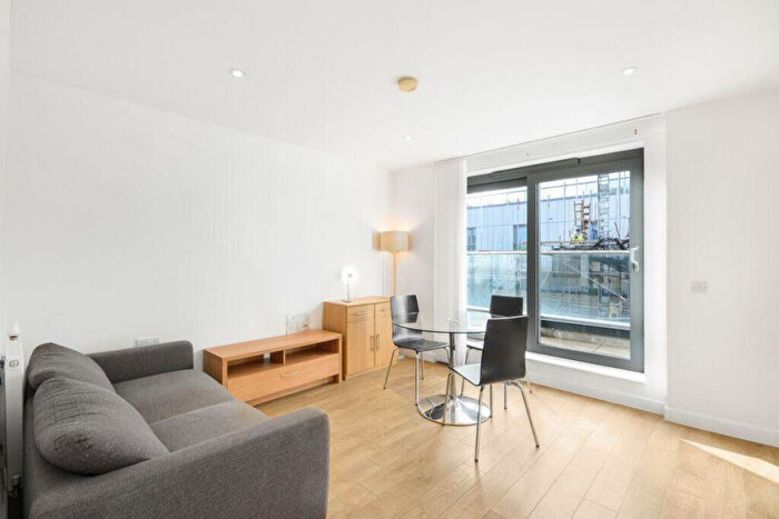 2 Bedroom Apartment To Rent In Casson Apartments, New Festival Quarter, E14