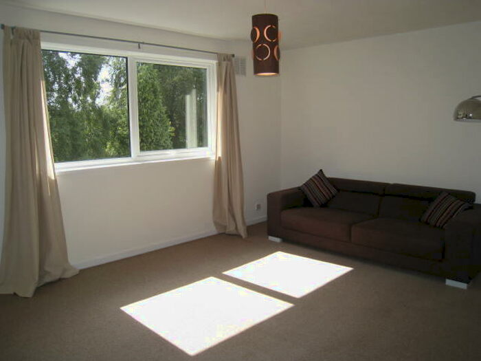 1 Bedroom Flat To Rent In Brooklands Road, Brooklands, Sale, M33