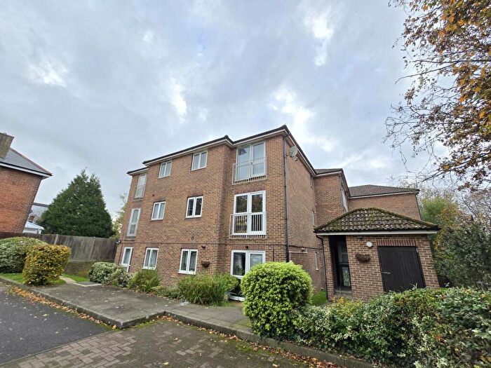 1 Bedroom Flat To Rent In Millbrook Road East, Southampton, SO15