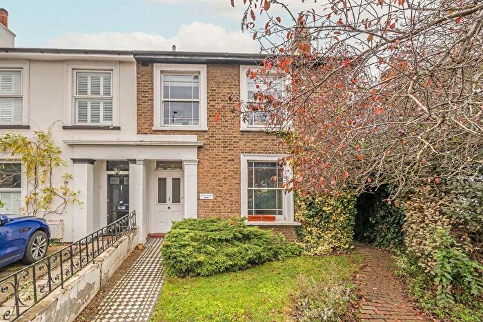 Studio To Rent In Richmond Road, Kingston Upon Thames, KT2