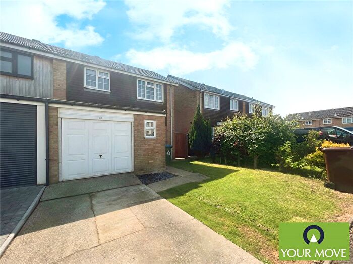3 Bedroom Semi-detached House To Rent In Ashurst Close, Bognor Regis, West Sussex, PO21