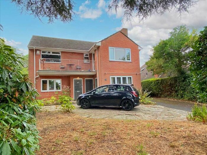 2 Bedroom Flat To Rent In Talbot Hill Road, Winton, Bournemouth, BH9