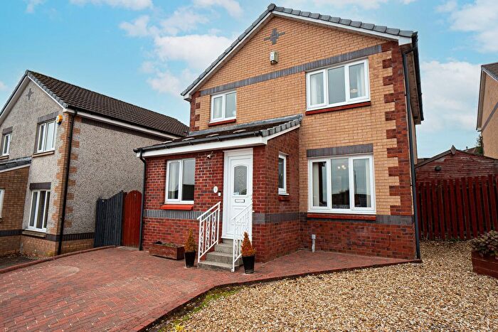 4 Bedroom Detached House For Sale In Pearson Avenue, Dennyloanhead, FK4