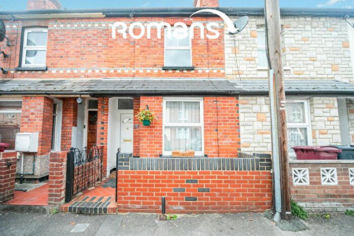 2 Bedroom Terraced House To Rent In Cranbury Road, RG30