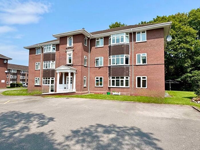 1 Bedroom Flat To Rent In Jubilee Court, Ravenscroft, Holmes Chapel, CW4