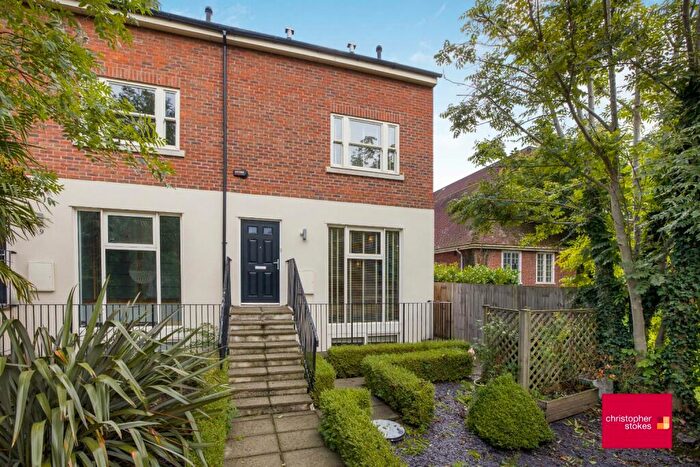 4 Bedroom End Of Terrace House To Rent In Alexis Row, High Road, Broxbourne, Hertfordshire, EN10