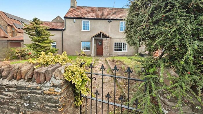 3 Bedroom Cottage For Sale In Bristol Road, Frampton Cotterell, Bristol, BS36