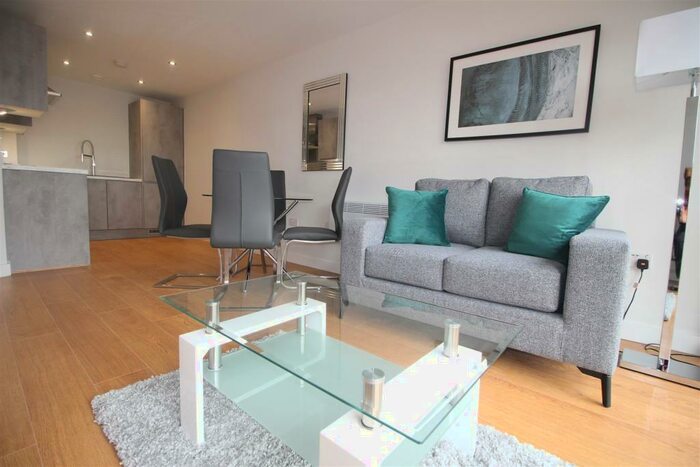 1 Bedroom Apartment To Rent In One Bedroom Apartment - Victoria Riverside, Leeds, LS10