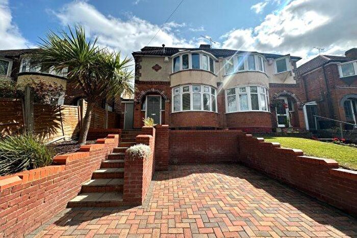 3 Bedroom Semi-Detached House To Rent In Aldershaw Road, Birmingham, B26