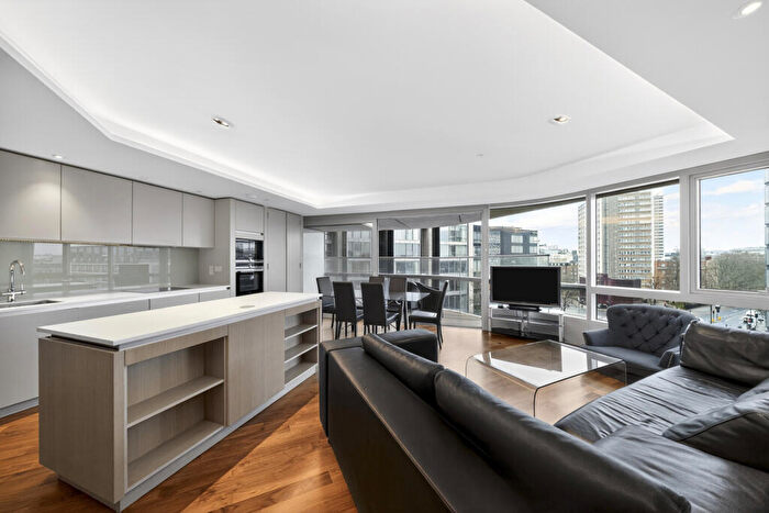 2 Bedroom Apartment To Rent In City Road, London, EC1V