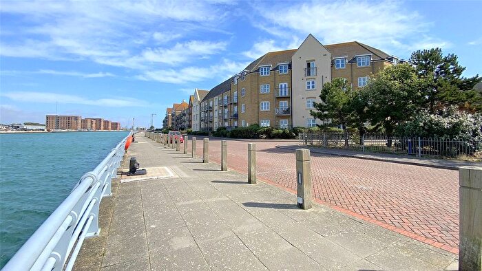 2 Bedroom Flat For Sale In Newport, Sussex Wharf, Shoreham Beach, West Sussex, BN43
