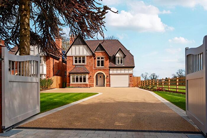 5 Bedroom Detached House For Sale In Blue Lake Road, Dorridge, Solihull, West Midlands, B93