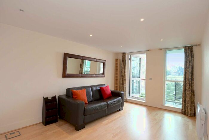 2 Bedroom Flat To Rent In Galleon House, St George Wharf, Vauxhall, London, SW8