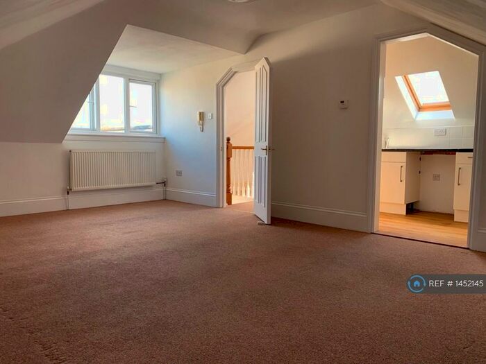 1 Bedroom Flat To Rent In Footscray Road, London, SE9