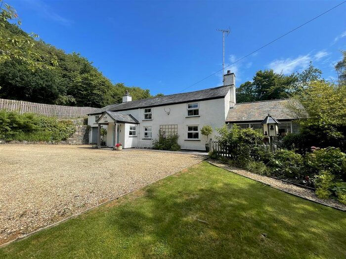 5 Bedroom Detached House For Sale In Mary Tavy, Tavistock, PL19