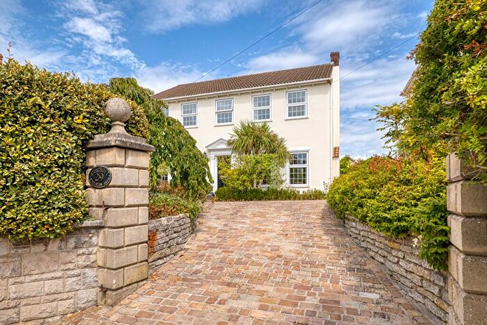 4 Bedroom Detached House For Sale In Somerton Road, Street, BA16