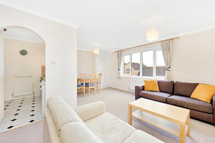 1 Bedroom Flat To Rent In Leerdam Drive, London, E14