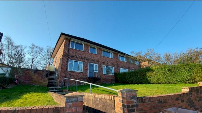 2 Bedroom Flat To Rent In Lingmell Avenue, St. Helens, WA11