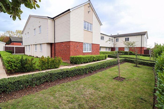 2 Bedroom Apartment To Rent In Richmond Avenue, South Benfleet, SS7