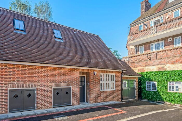 3 Bedroom Semi-Detached House To Rent In Bute Mews, London, NW11
