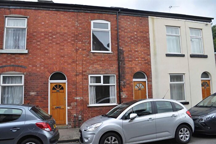 3 Bedroom House To Rent In Shaw Street Macclesfield Cheshire, SK11